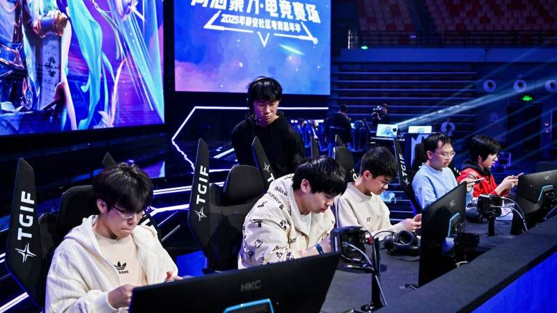 MOBA电竞赛事中版本更新如何影响战术走向